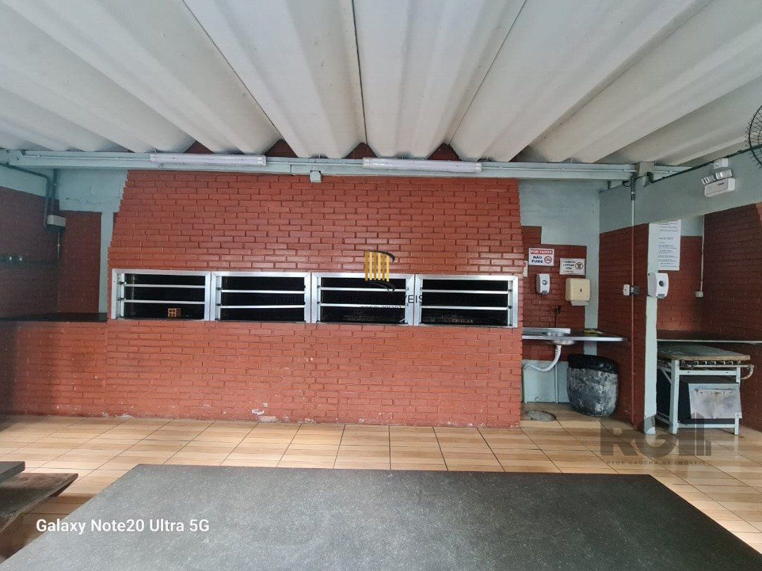 Apartamento 2 dormitórios no bairro Camaquã