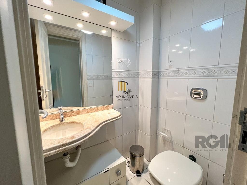 Magnífica Cobertura com vista eterna para o mar