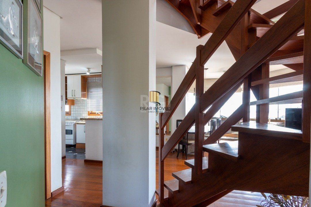 Cobertura para Venda - 157.05m², 2 dormitórios, 2 vagas - Tristeza