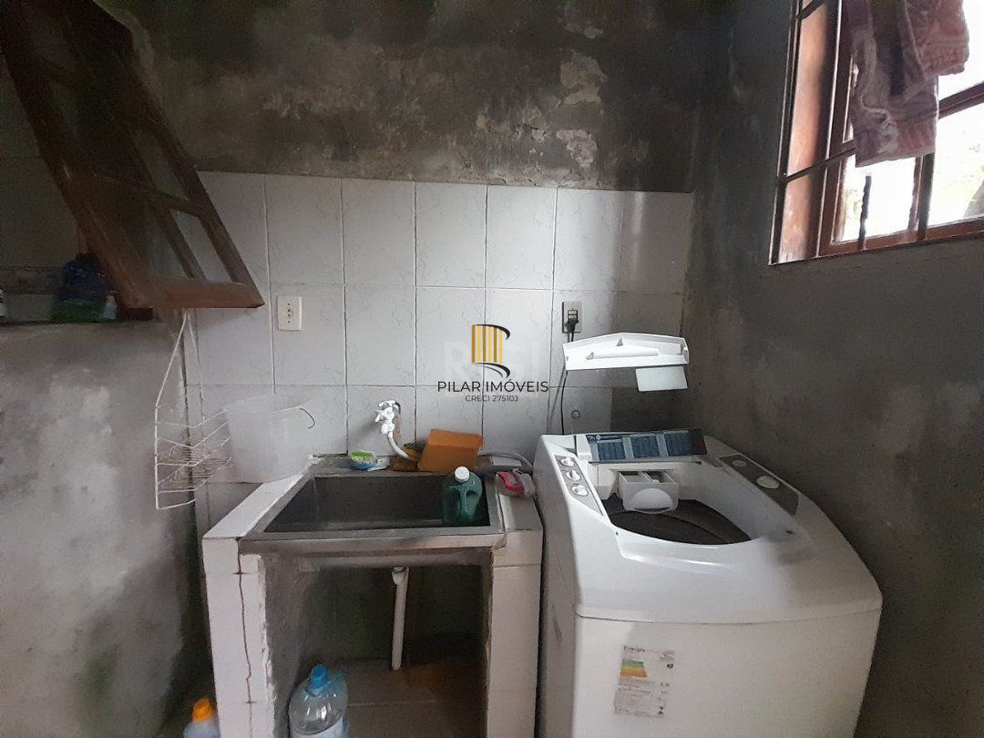 Casa para Venda com 3 dormitórios, sendo 1 suites e 3 vagas no bairro Ipanema
