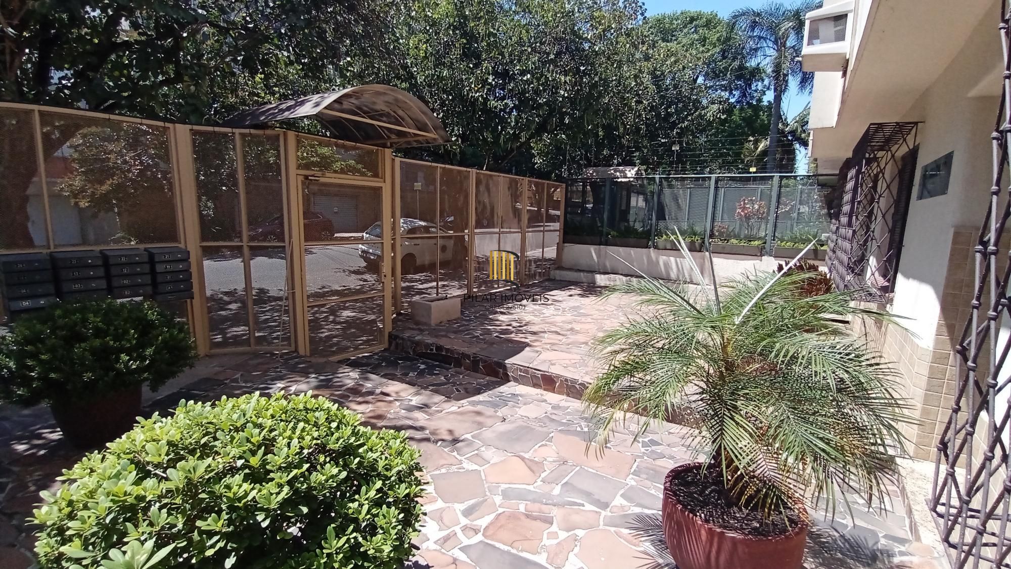 Cobertura com 2 dormitórios no bairro Petrópolis