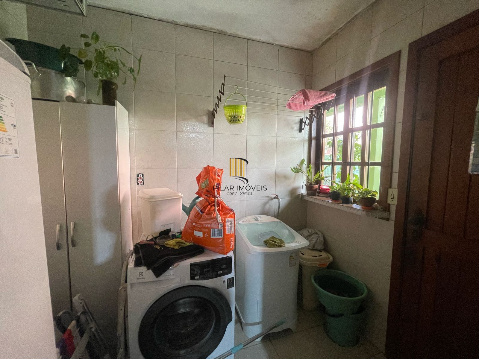 **Casa Residencial à Venda em Porto Alegre, Rio Grande do Sul**