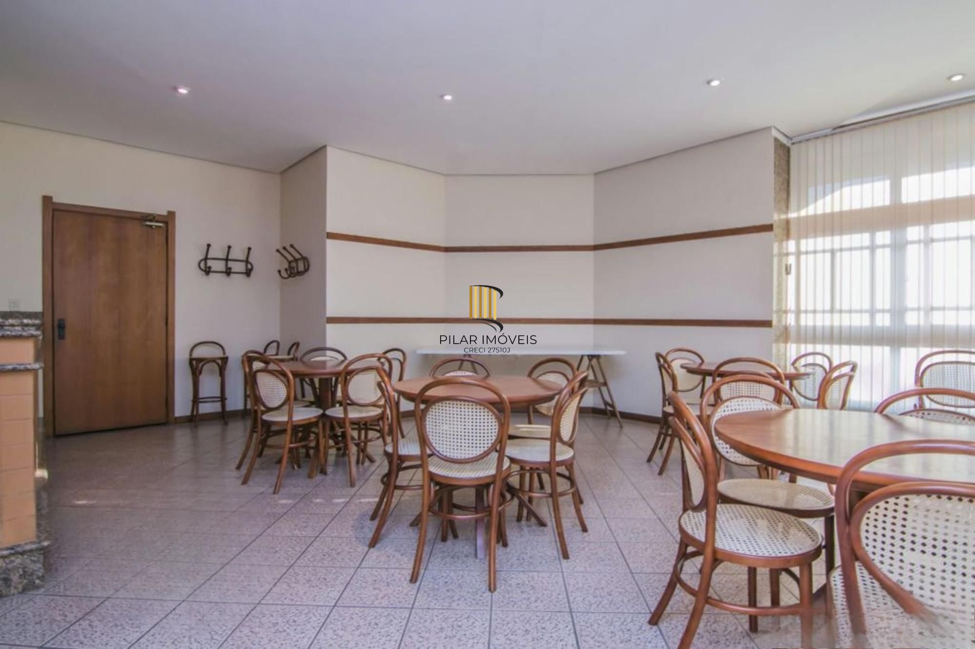 Apartamento à venda em Petrópolis com 153 m², 2 quartos, 1 suíte, 2 vagas