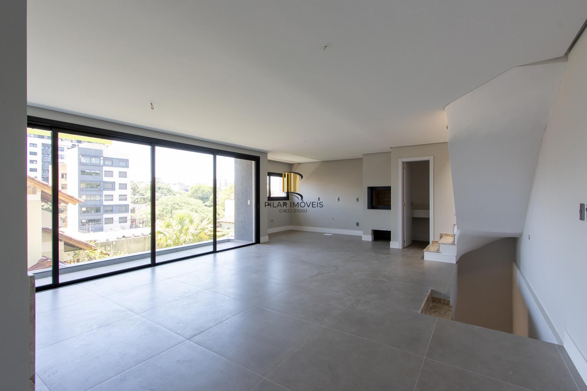 Casa em condomínio com conforto e exclusividade no bairro Tristeza