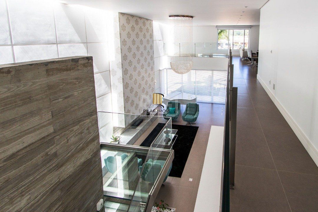 Casa Condominio para Venda - 707.4m², 6 dormitórios, sendo 6 suites, 4 vagas - Terra Ville