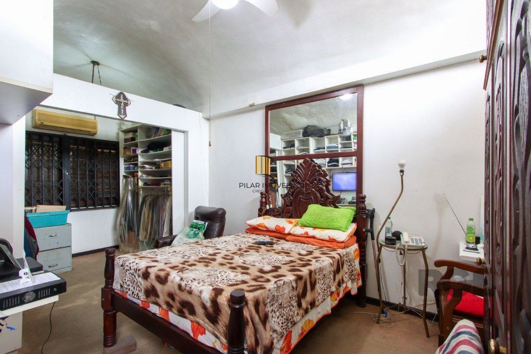 Casa de esquina.