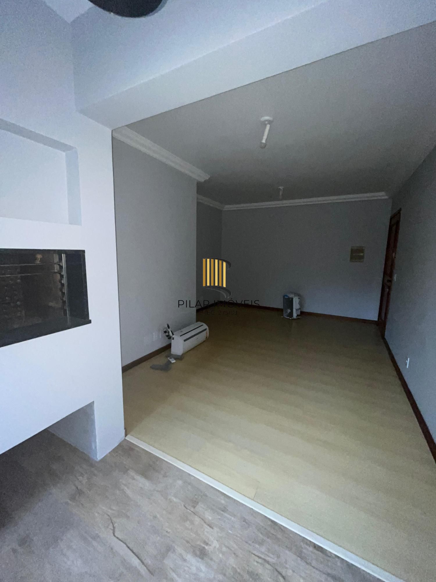 Excelente oportunidade, apartamento REFORMADO!