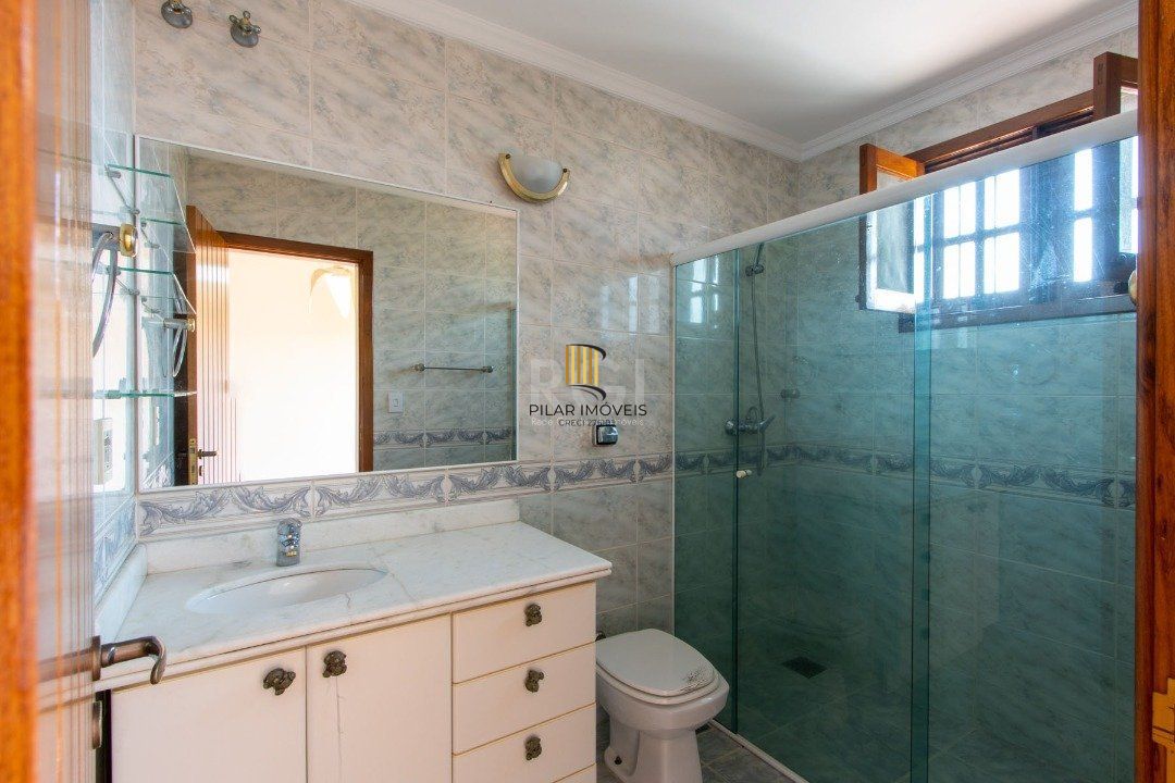 Casa 3 dormitórios no bairro Ipanema