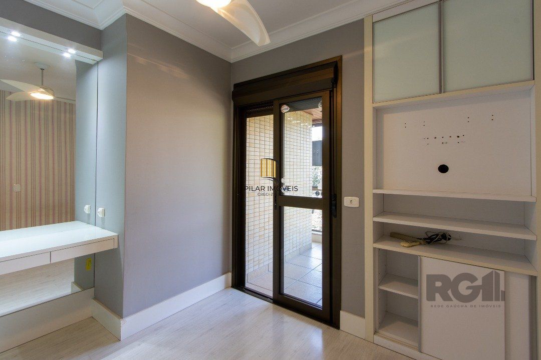 Apartamento para Venda - 200.1m², 3 dormitórios, sendo 3 suites, 5 vagas - Cristal
