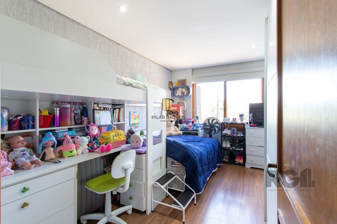 Casa de Condomínio 4 dormitórios no bairro Belém Novo