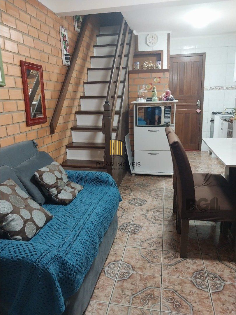 Sobrado 2 dormitórios no bairro Centro