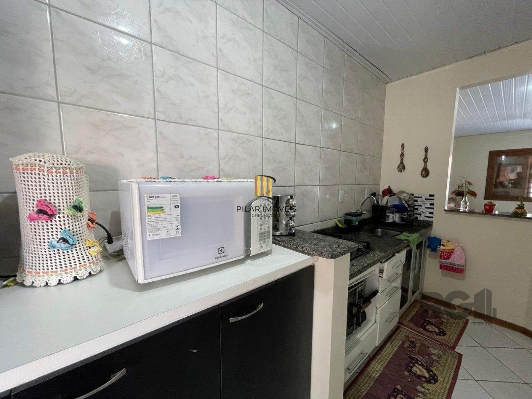 Casa 2 dormitórios no bairro Hípica