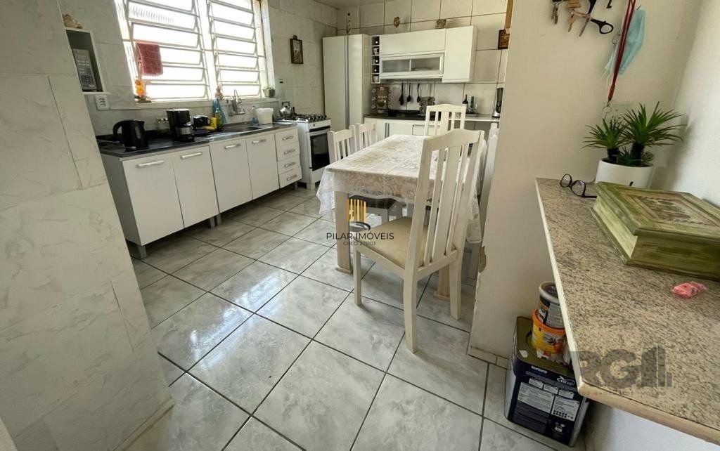 Casa 2 dormitórios no bairro Vila Nova