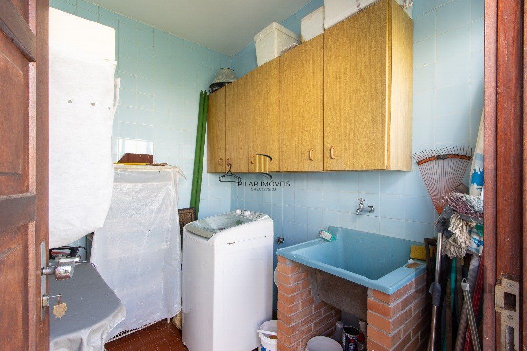 Casa 3 dormitórios no bairro Três Figueiras