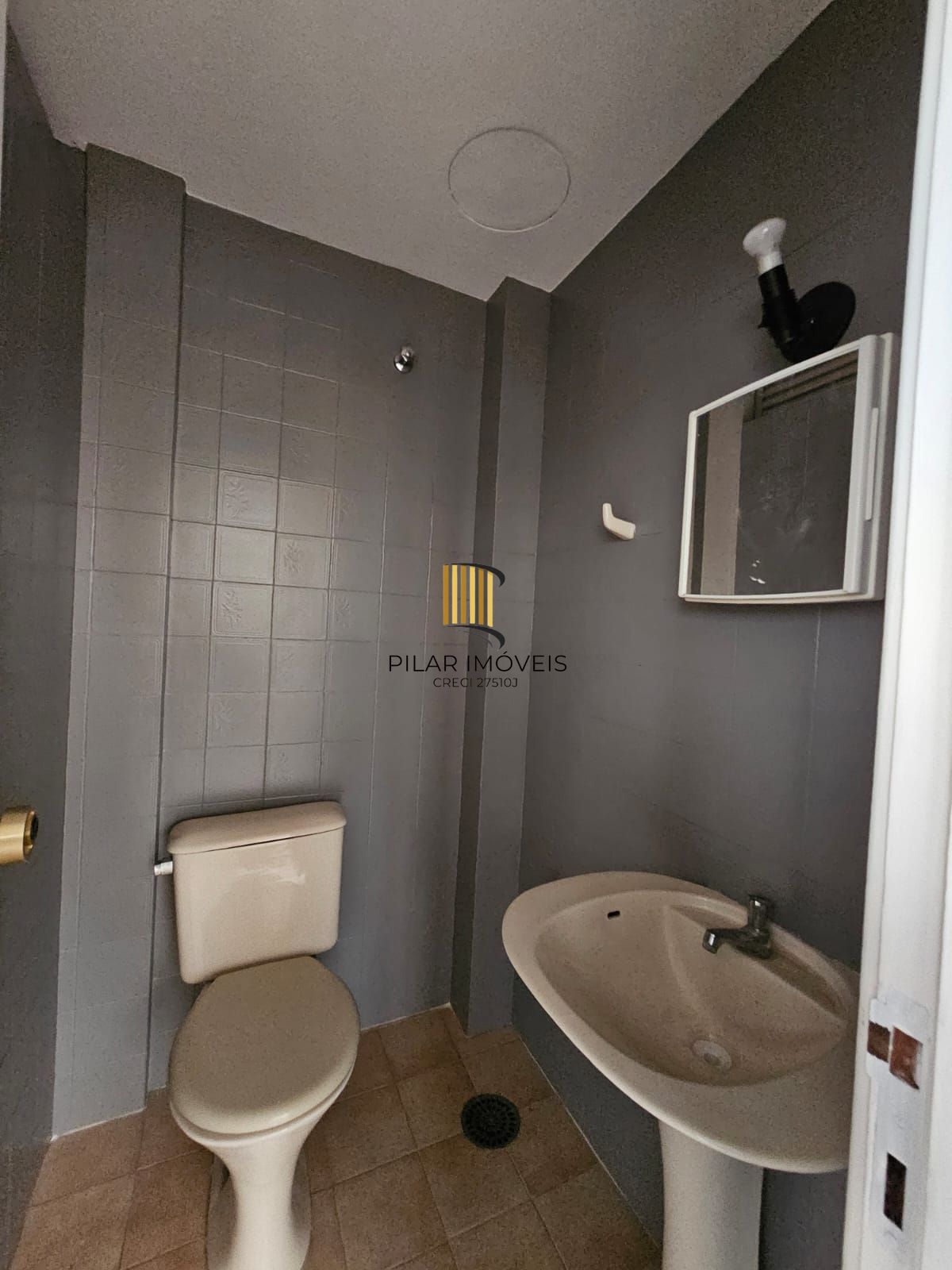 Sala comercial na Dona Laura