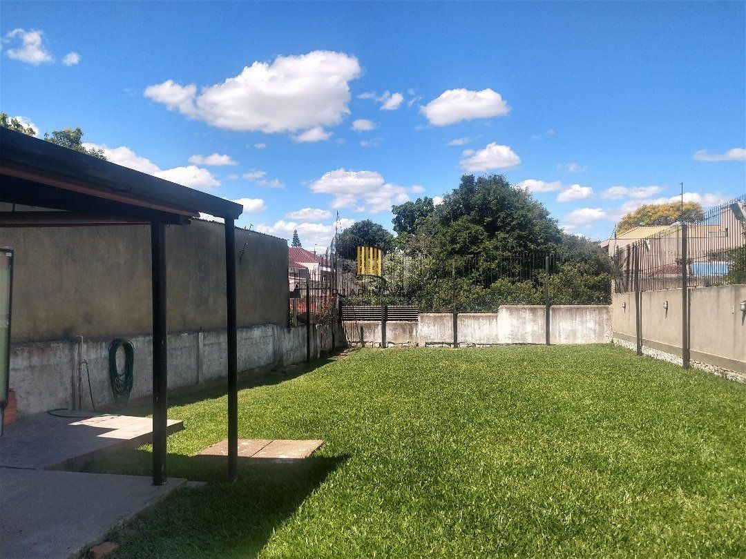Casa para Venda - 84.96m², 3 dormitórios, 6 vagas - Camaquã