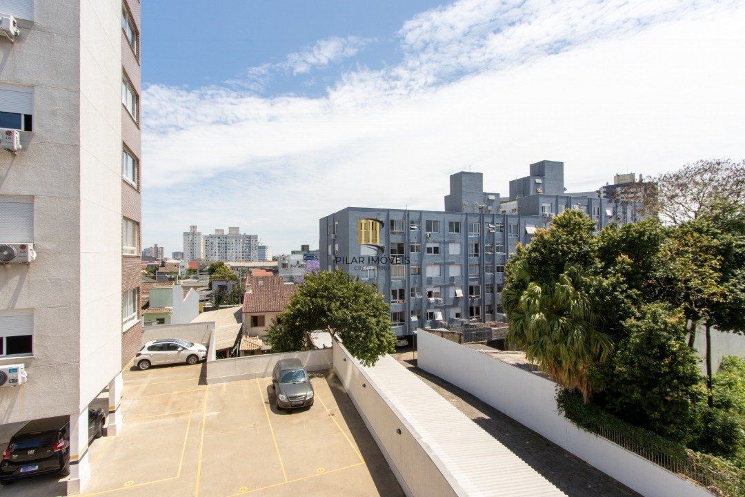 Apartamento 2 dormitórios no bairro Santo Antônio