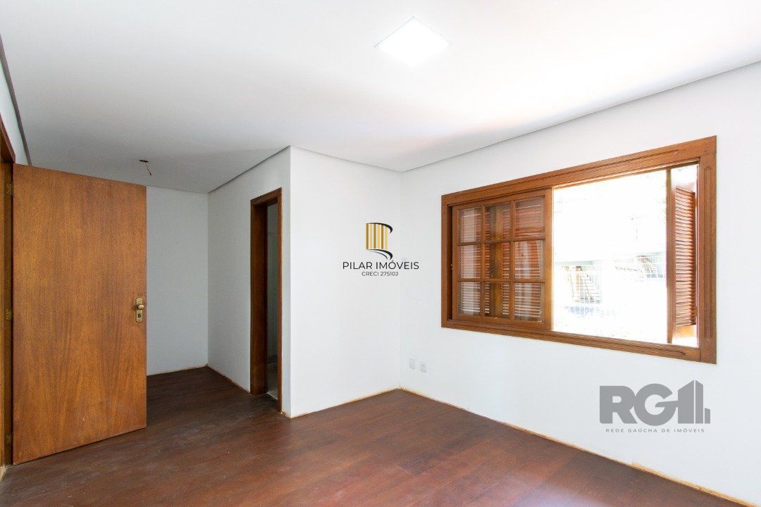 Casa 3 dormitórios no bairro Ipanema