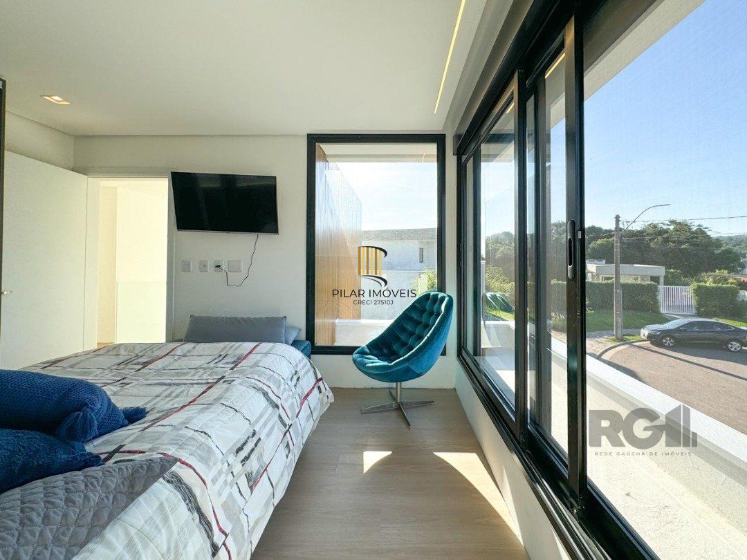 Casa Condominio para Venda - 340m², 4 dormitórios, sendo 4 suites, 4 vagas - Alphaville