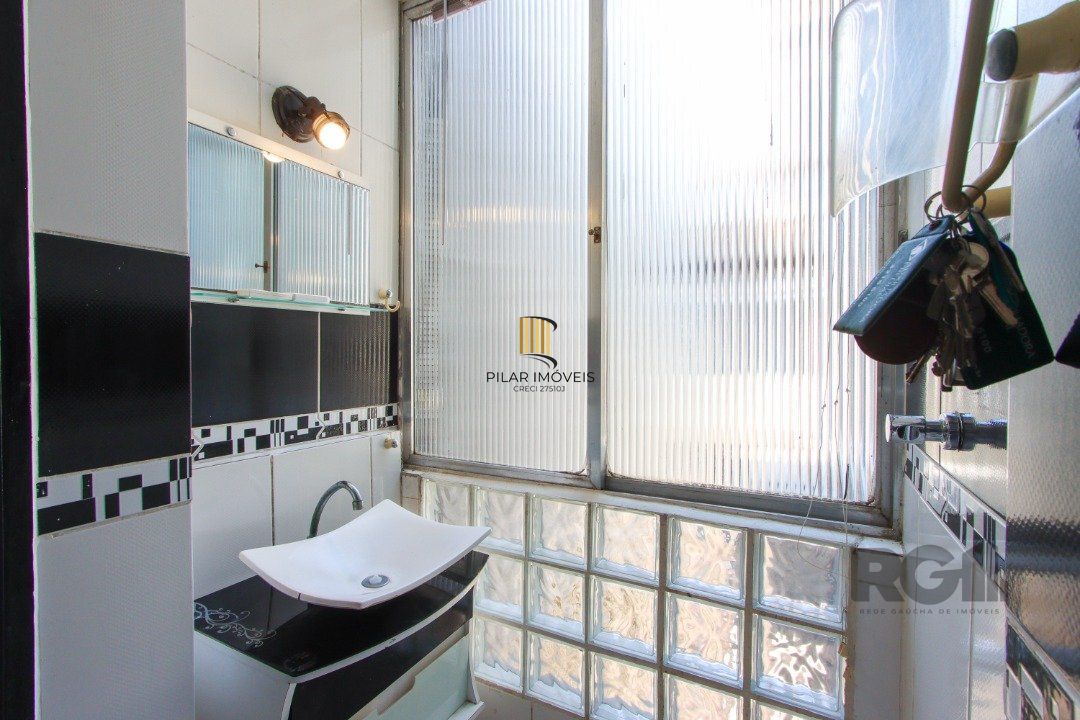Apartamento para Venda - 57.5m², 2 quartos,  Centro Histórico