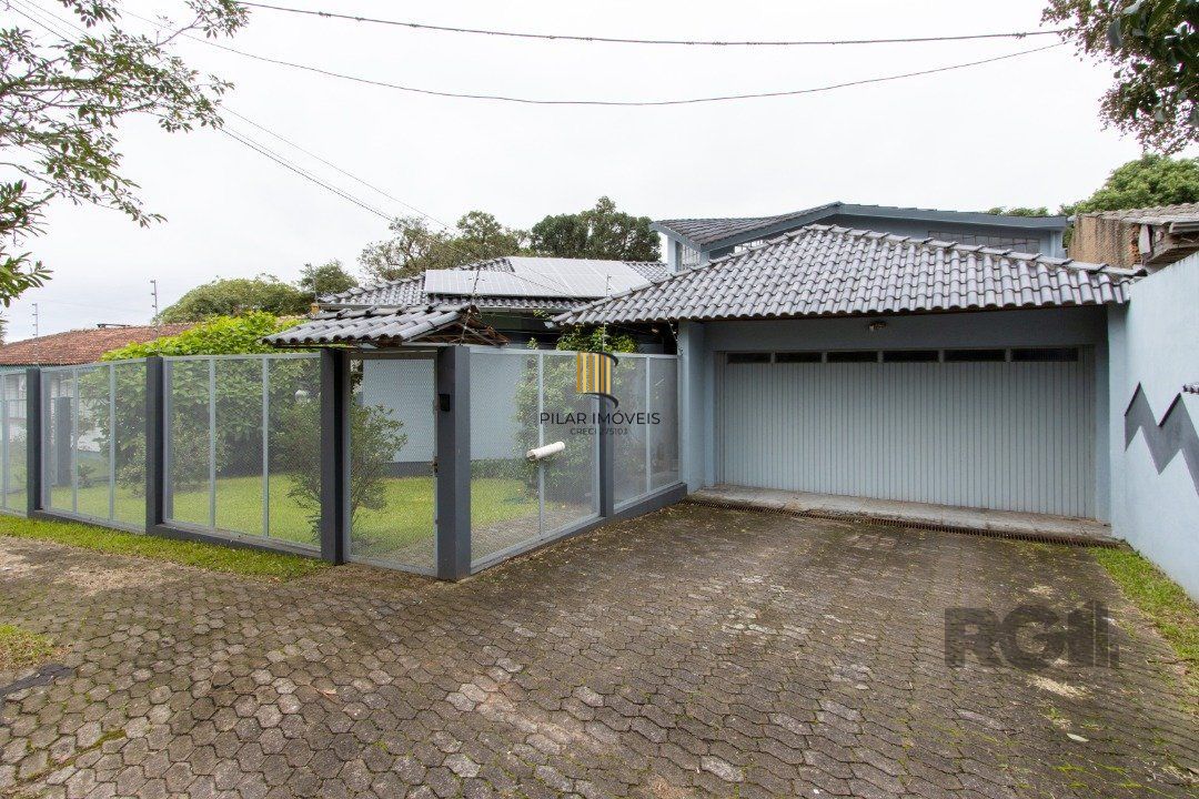 Casa 3 dormitórios no bairro Aberta dos Morros