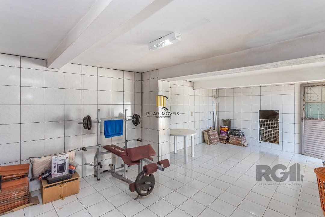 Casa com 3 Quartos à Venda, 293 m² por R$ 650.000