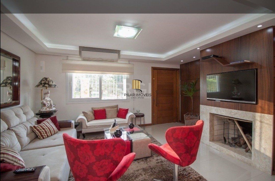 Casa 3 dormitórios no bairro Vila Assunção