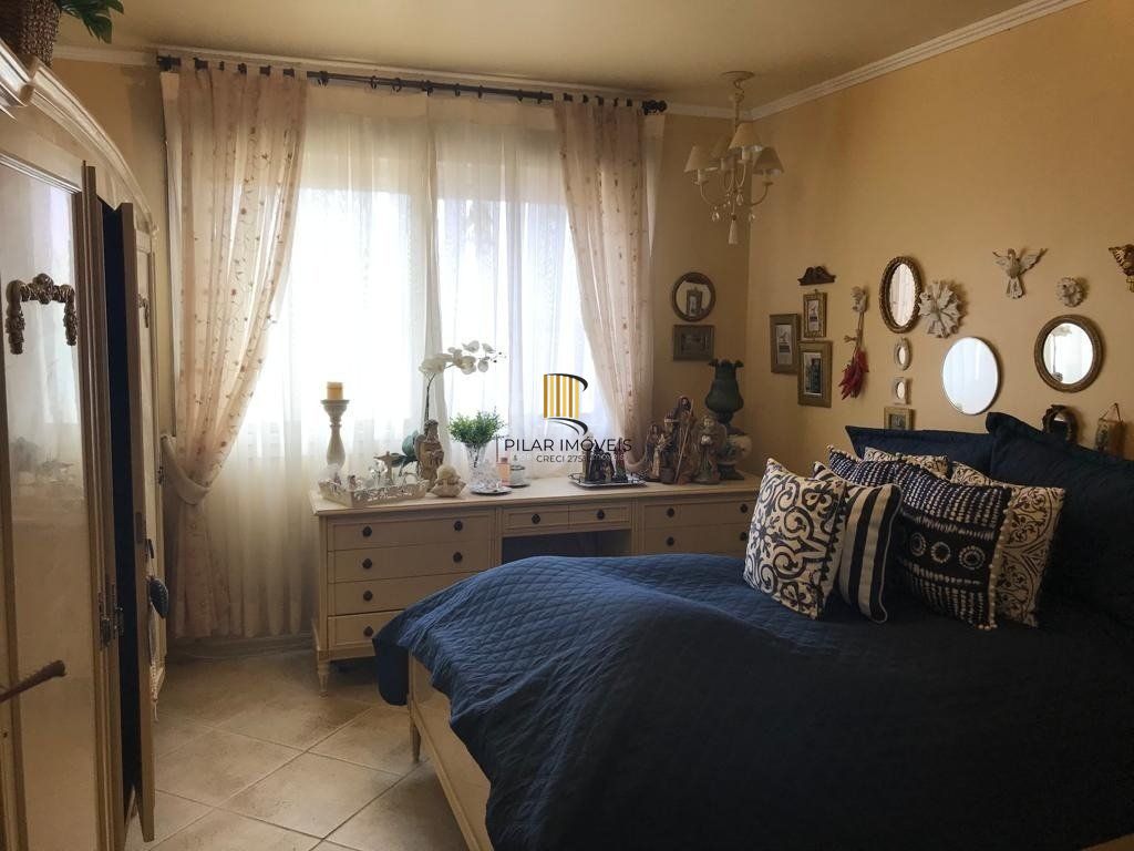 Apartamento 3 dormitórios no bairro Cristal