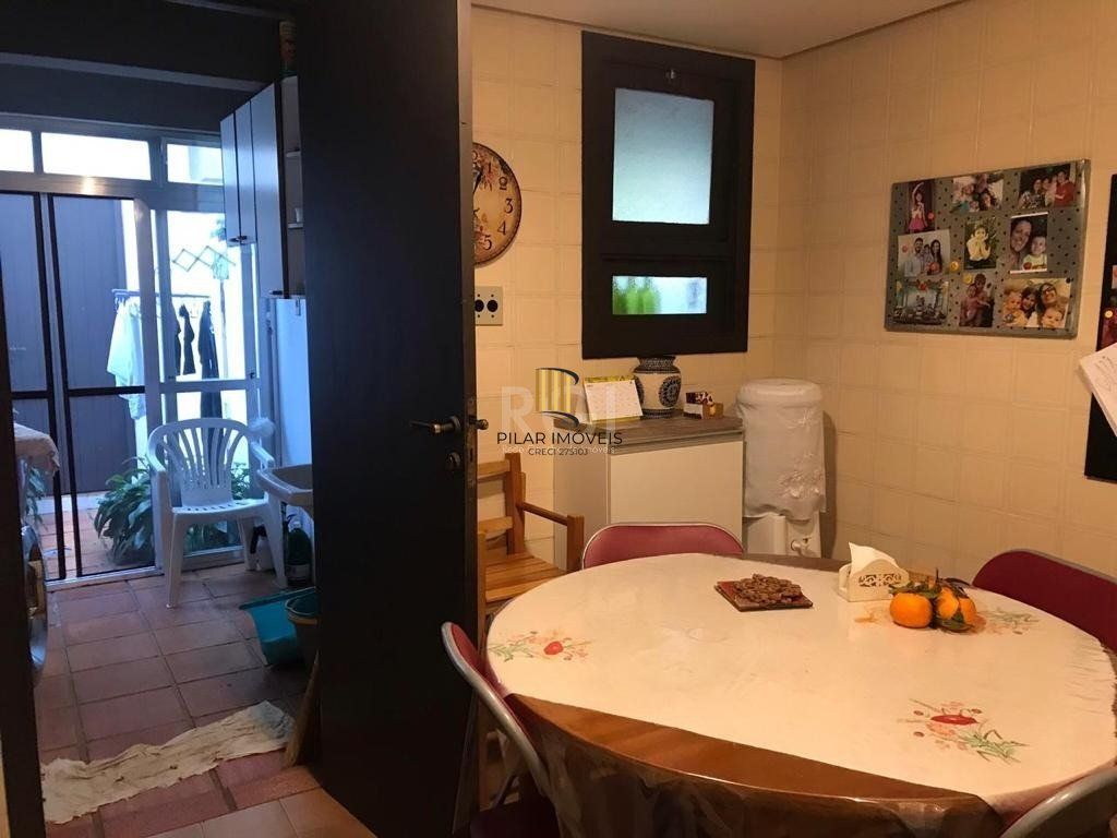 Casa Condominio para Venda - 216m², 3 dormitórios, sendo 1 suites, 2 vagas - Tristeza