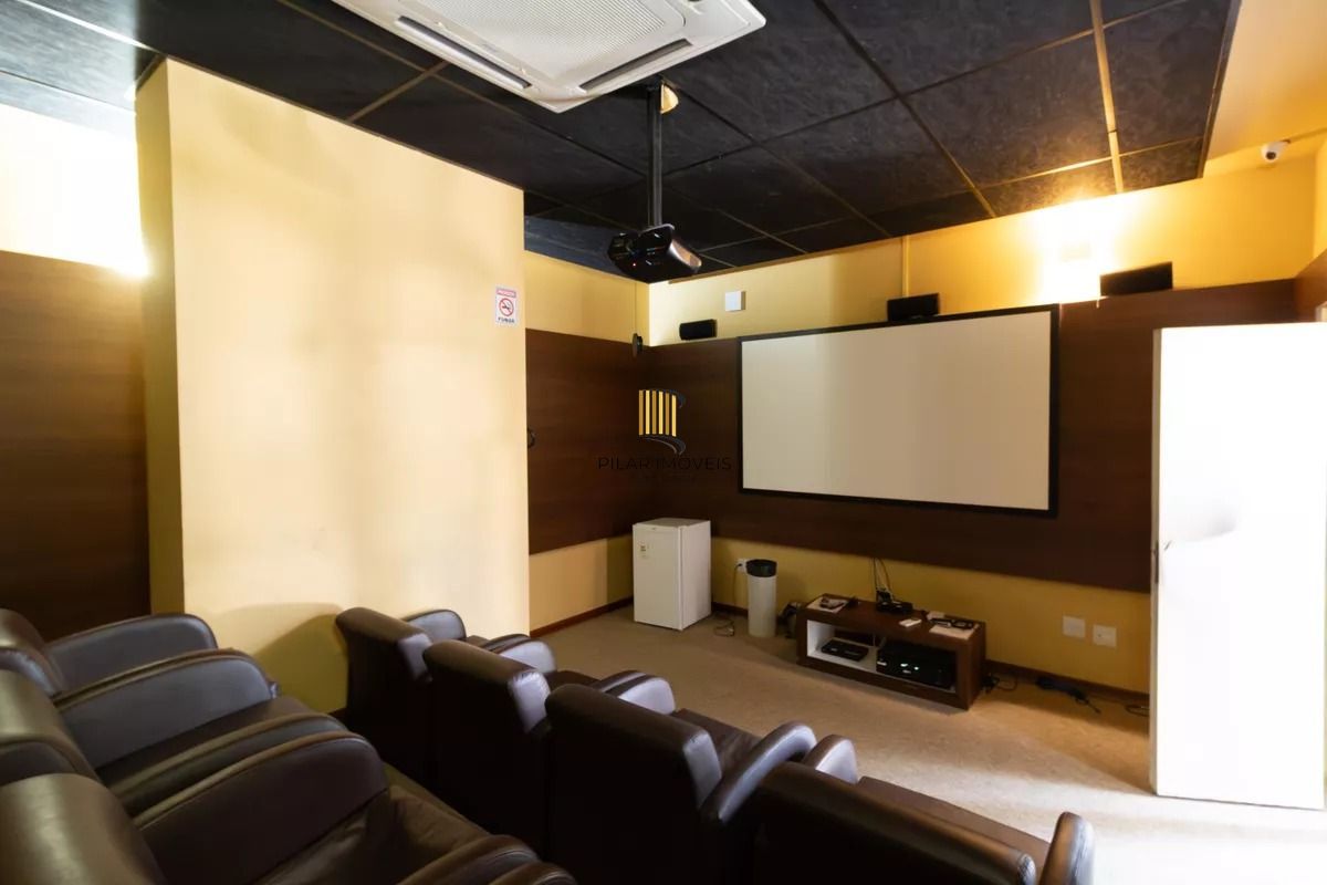 Apartamento à venda com 70m², 2 quartos e 1 vaga no bairro Jardim Botânico