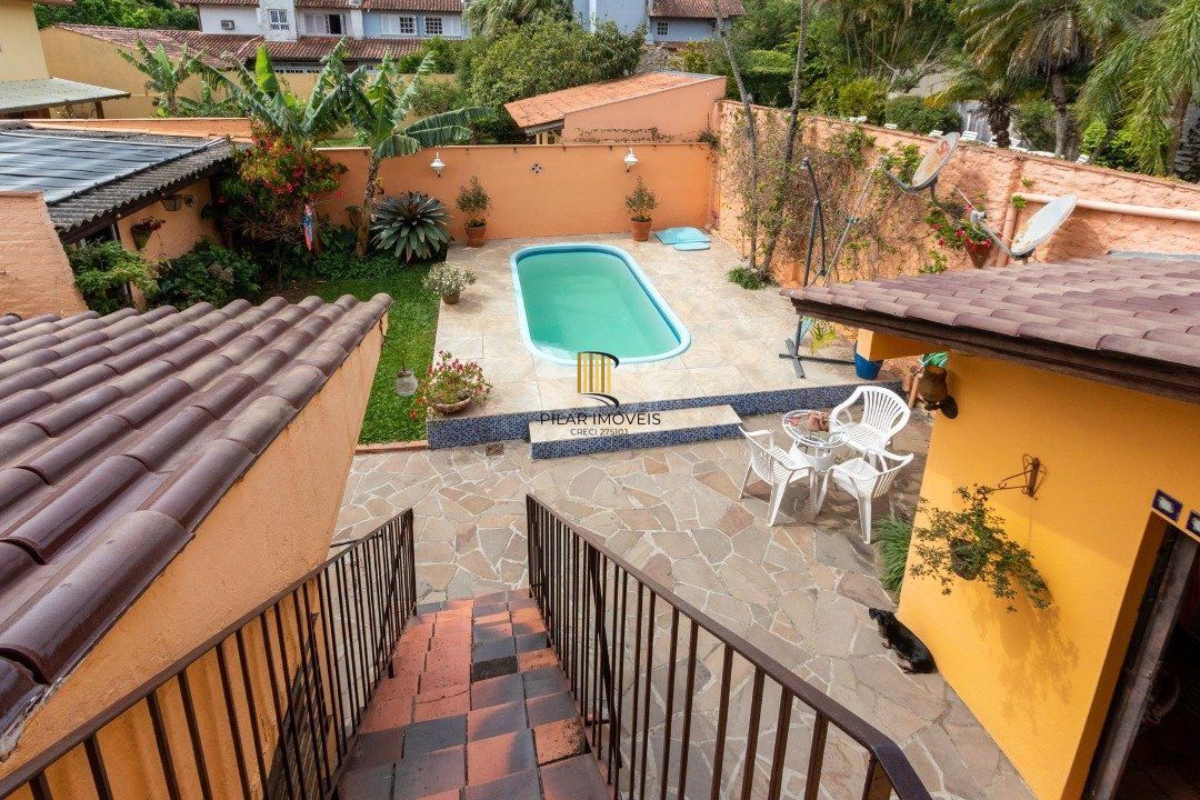 Casa para Venda - 435m², 4 dormitórios, sendo 4 suites, 4 vagas - Cristal