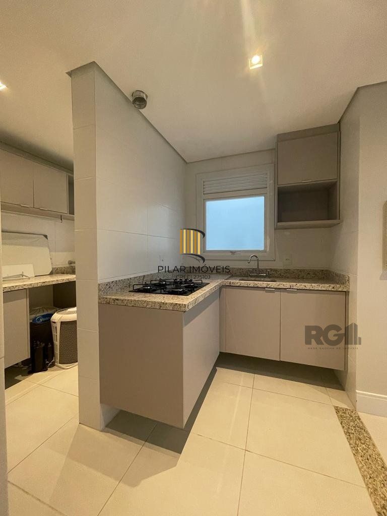 Duplex maravilhoso de frente com sacada