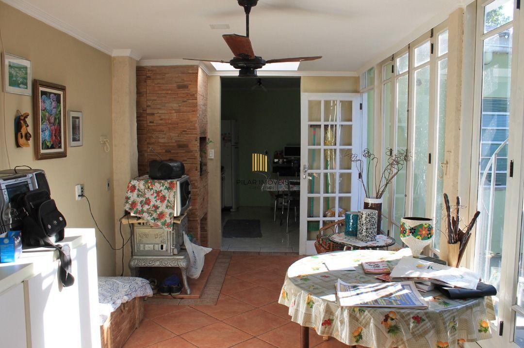Casa para Venda - 120m², 3 dormitórios, sendo 1 suites, 1 vaga - Vila Nova