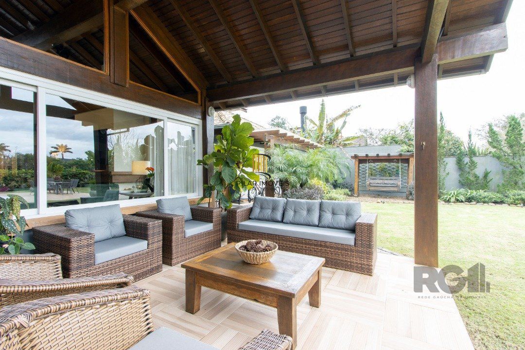 Casa Terra Ville, com 3 suites