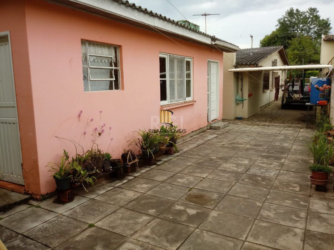 Casa 3 dormitórios. Bairro Belém Velho.