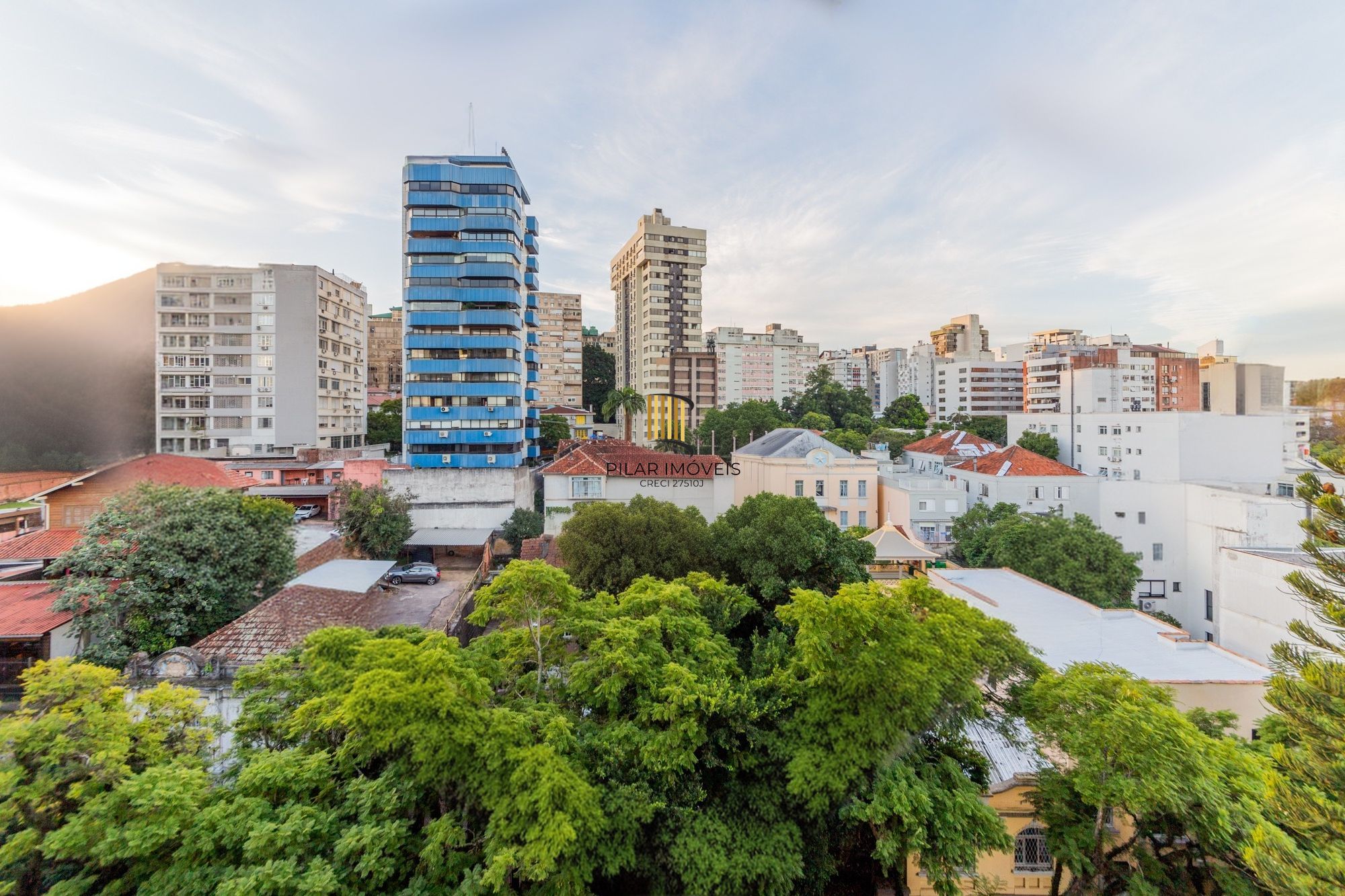 Apartamento com 2 suites, lavabo e 2 vagas de garagem no Bairro Rio Branco