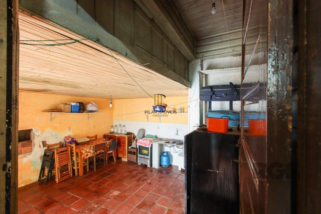 Terreno de esquina medindo 10x30 no bairro Ipanema