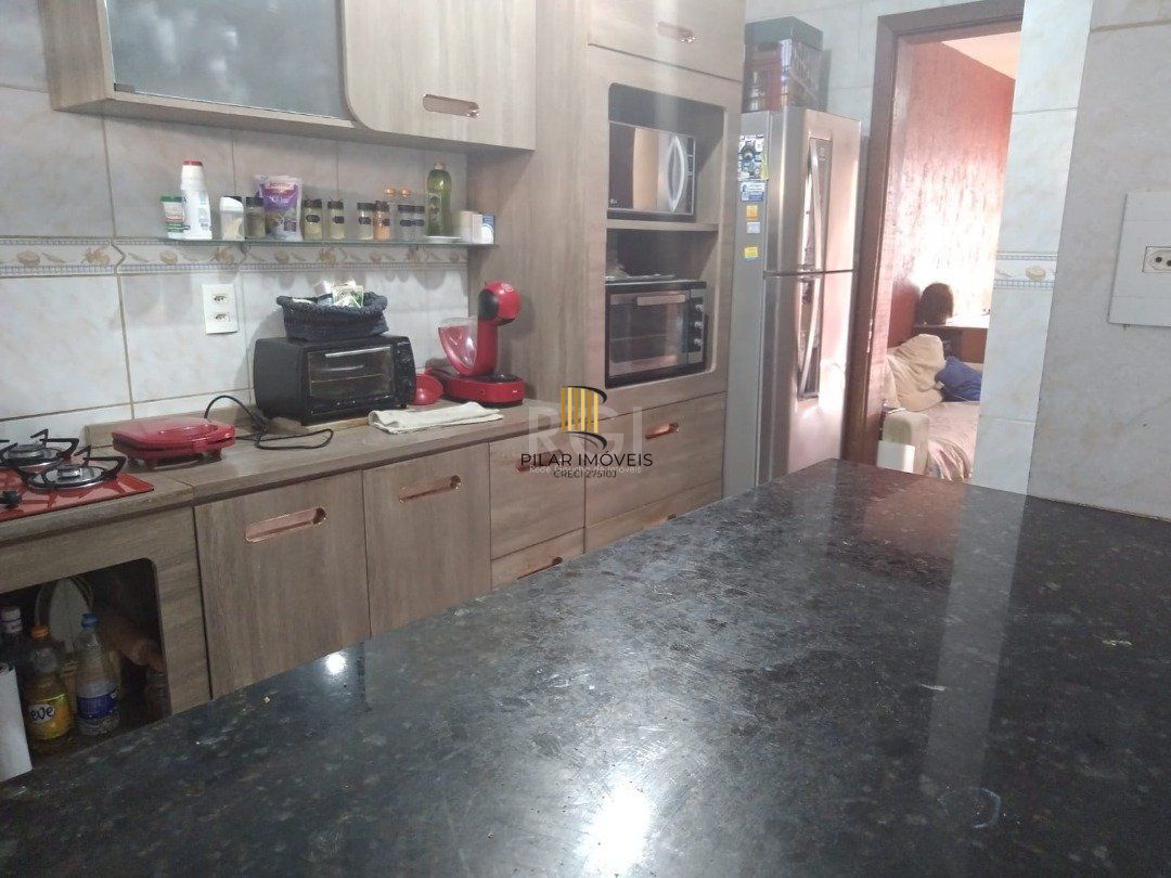 Casa para Venda - 72m², 2 dormitórios, 1 vaga - Hípica