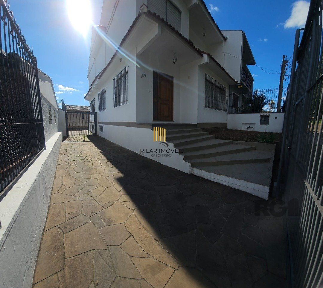 Casa 4 dormitórios no bairro Jardim Sabará
