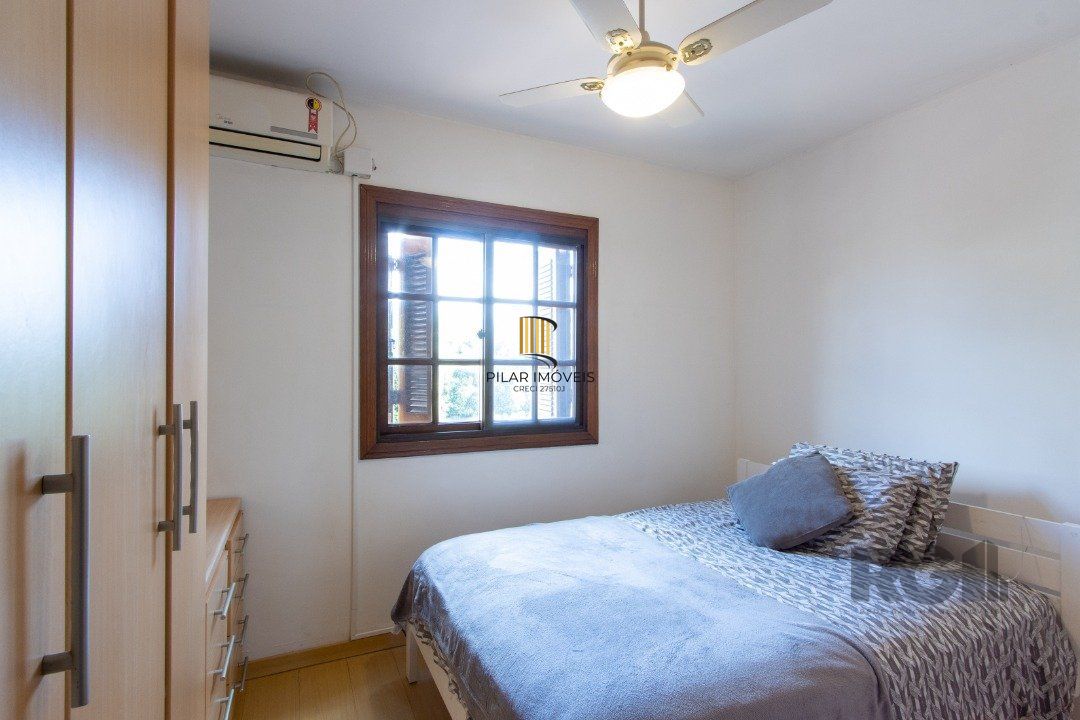 Casa de Condomínio 3 dormitórios no bairro Camaquã