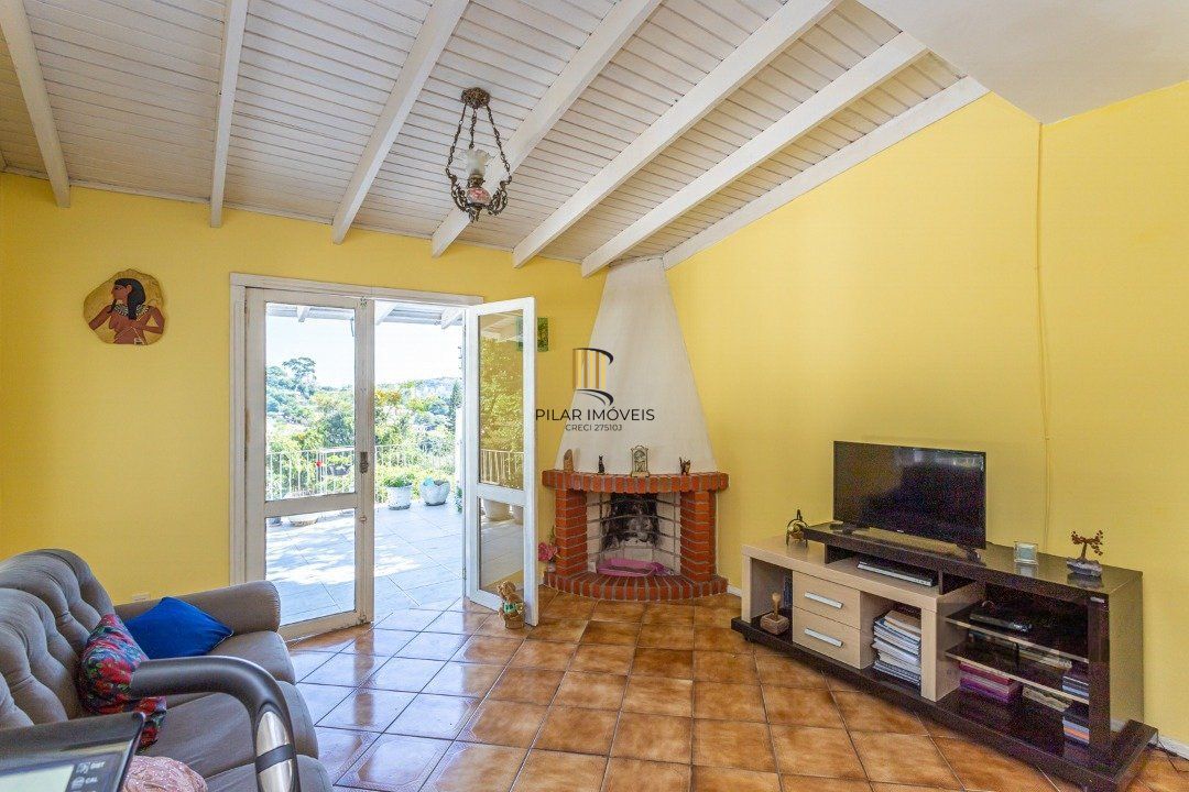 Casa com 3 Quartos à Venda, 293 m² por R$ 650.000