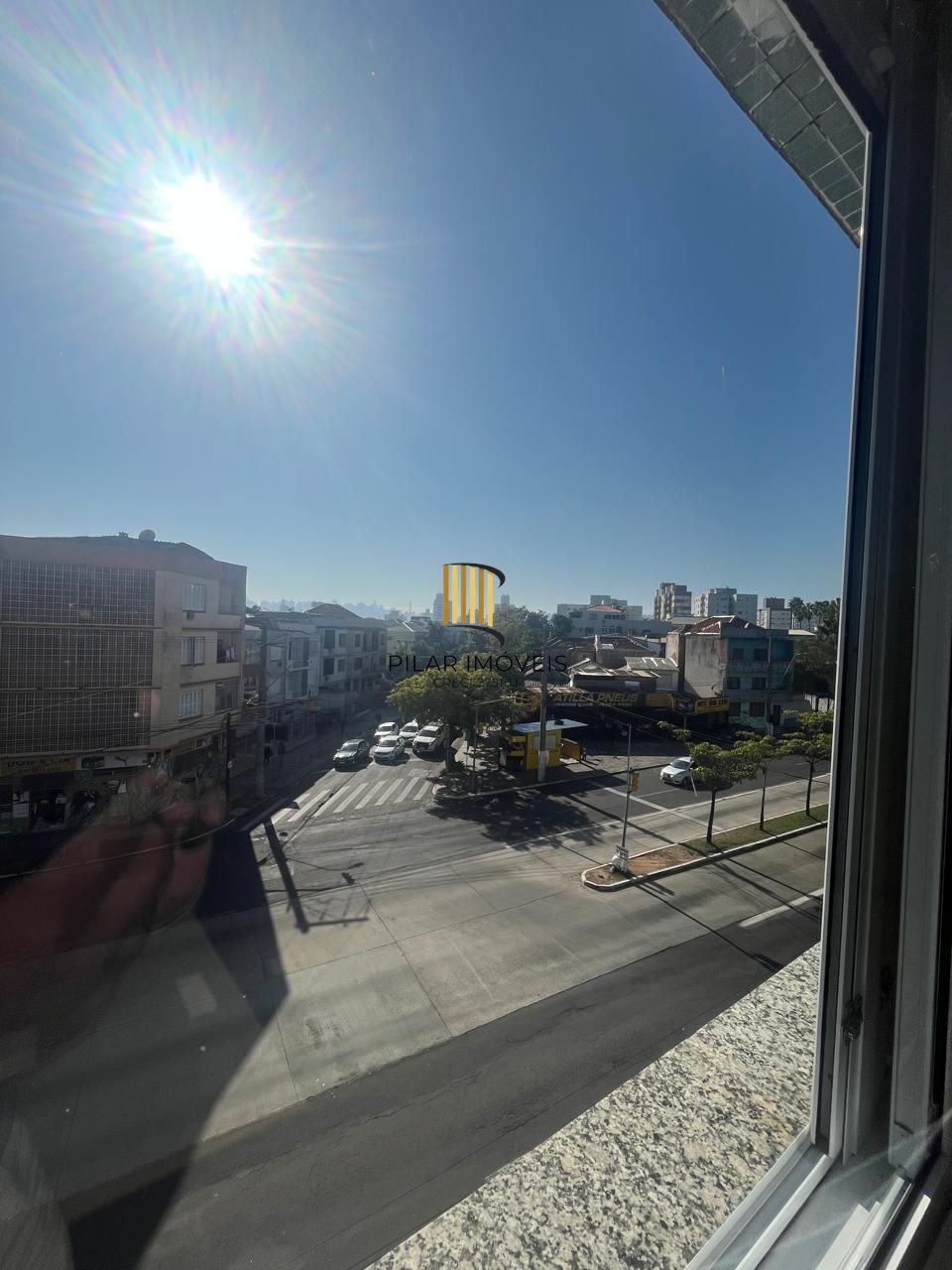 Apartamento  REFORMADO e MOBILIADO em ótima localização!!!