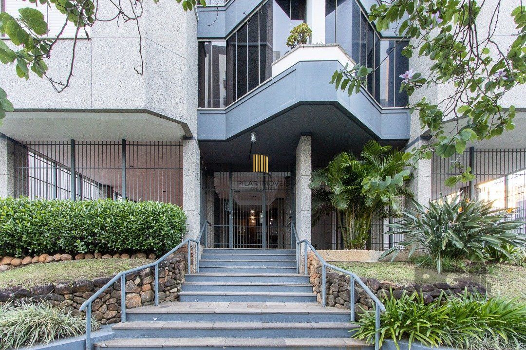 Apartamento 3 dormitórios no bairro Menino Deus