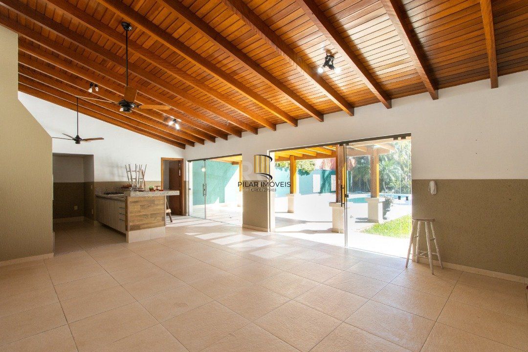 Casa 3 dormitórios no bairro Ipanema