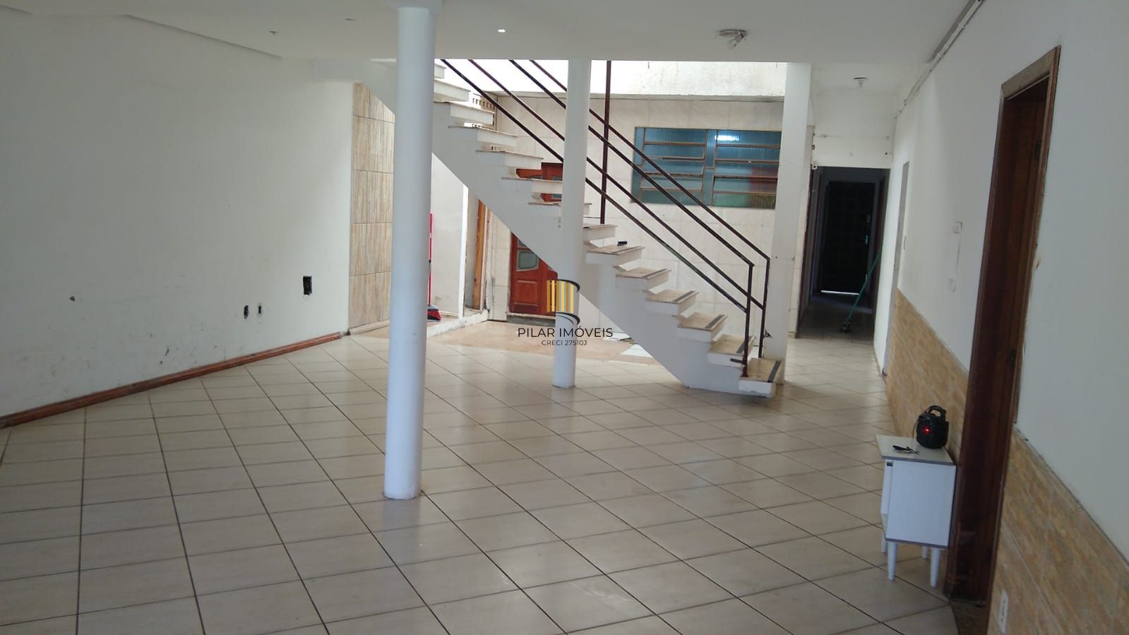 Excelente casa comercial no bairro Glória!