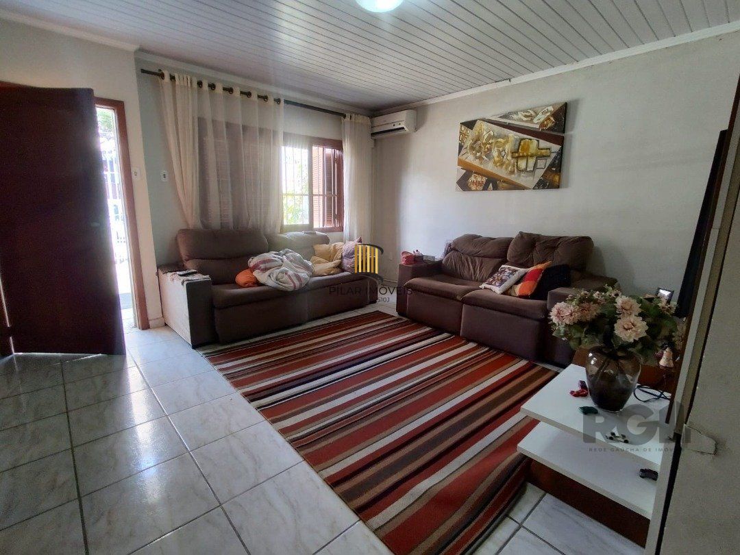 Casa 3 dormitórios no bairro Tristeza