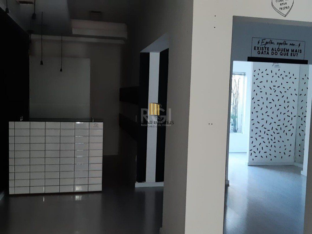 Casa Comercial para Venda - 336m², 0 dormitórios, Moinhos de Vento