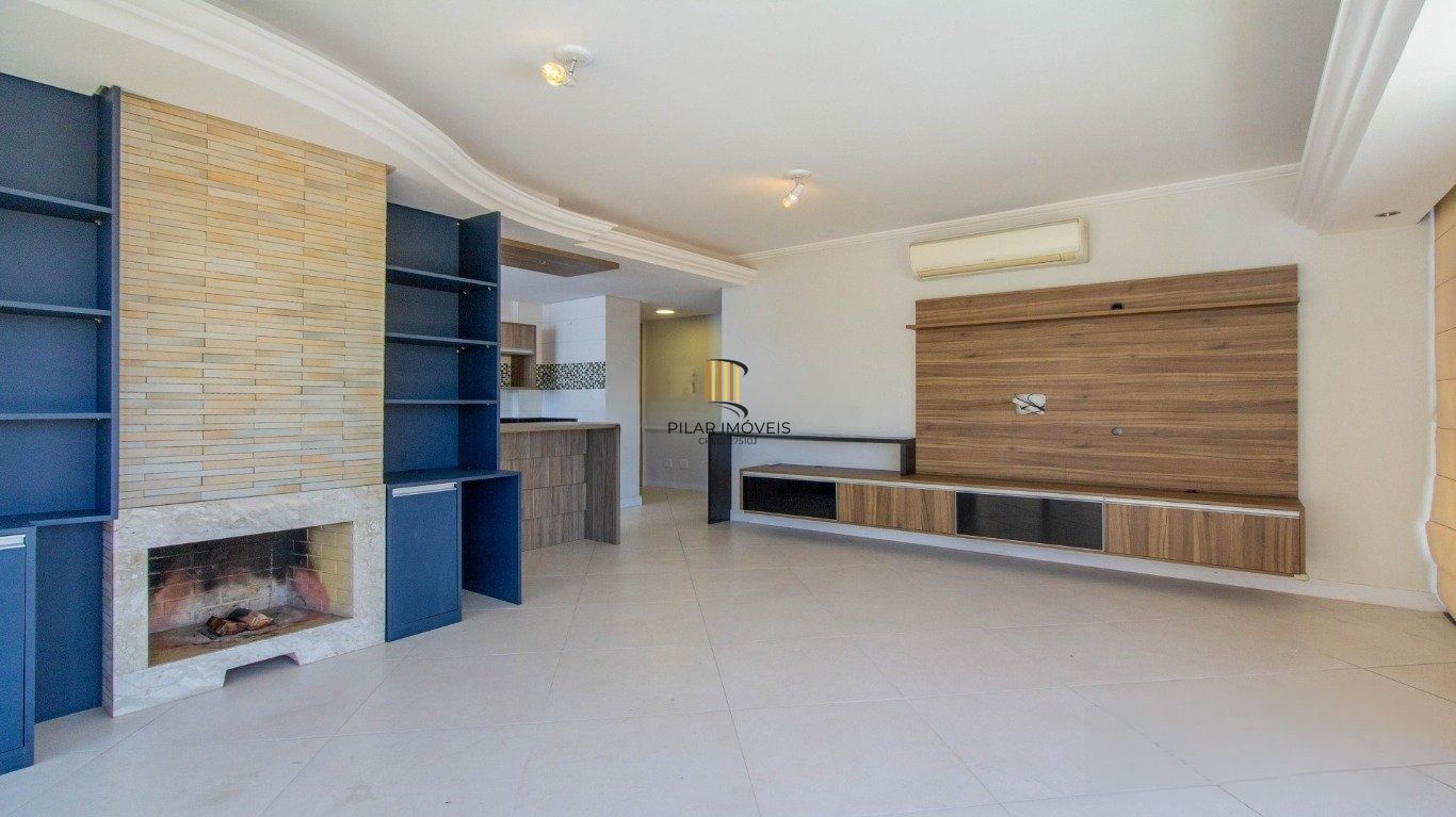 Vista Panorâmica, 3 Dormitórios com Suíte e 2 Vagas no Petrópolis