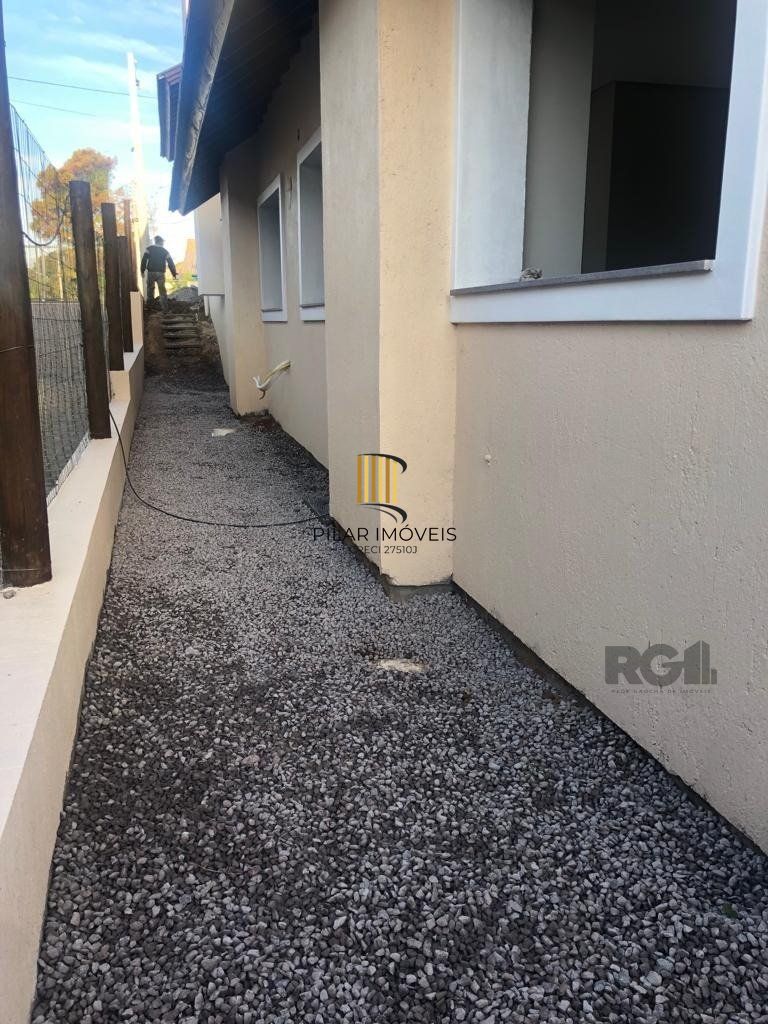 Sobrado 2 dormitórios no bairro Piá