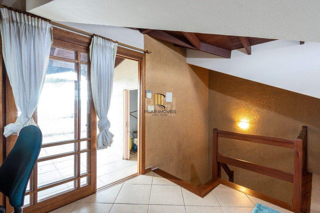 Casa para Venda - 195.96m², 3 dormitórios, sendo 1 suites, 2 vagas - Espirito Santo
